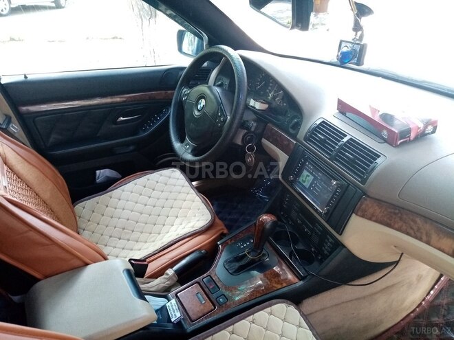 BMW 528 1998, 299,000 km - 2.8 l - Sumqayıt