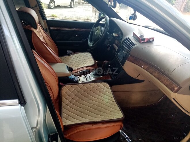 BMW 528 1998, 299,000 km - 2.8 l - Sumqayıt
