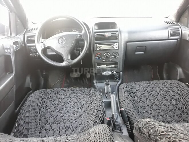 Opel Astra 2000, 330,000 km - 1.6 l - Bakı
