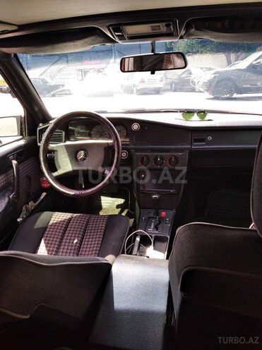 Mercedes 190 1991, 293,599 km - 2.3 l - Bakı