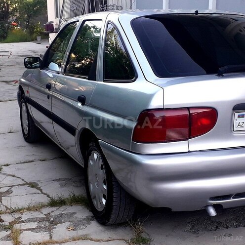 Ford Escort 1997, 168,977 km - 1.6 l - Şəki