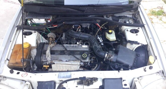 Ford Escort 1997, 168,977 km - 1.6 l - Şəki