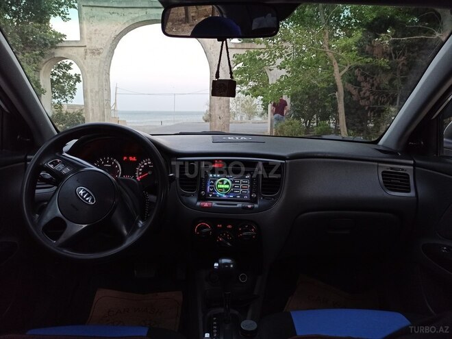 Kia Rio 2010, 157,000 km - 1.4 л - Bakı