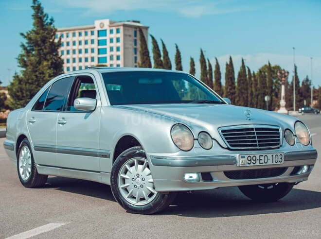 Mercedes E 220 2000, 299,147 km - 2.2 л - Gəncə
