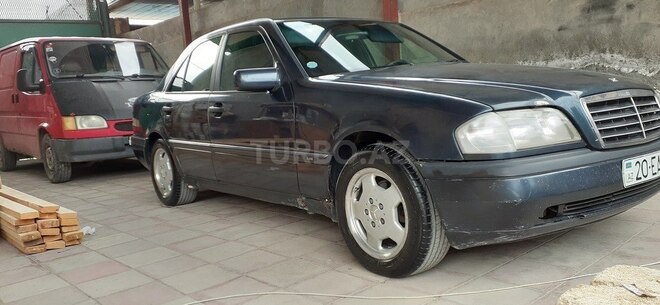 Mercedes C 180 1996, 240,000 km - 1.8 л - Gəncə