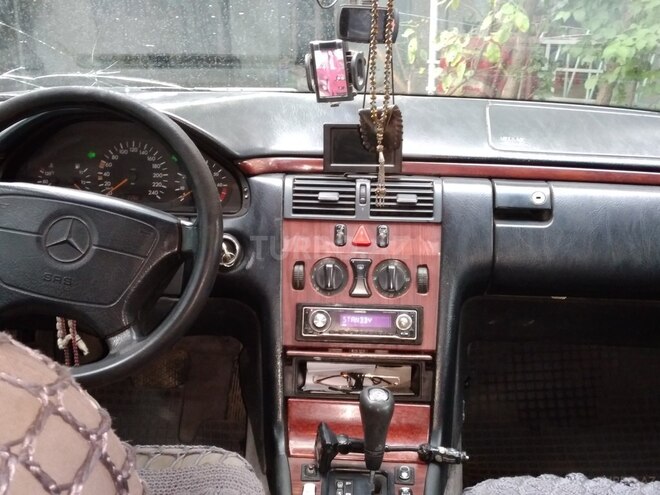Mercedes E 290 1996, 550,012 km - 2.9 l - Gəncə