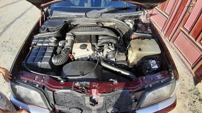 Mercedes C 200 1997, 300,000 km - 2.0 l - Bakı