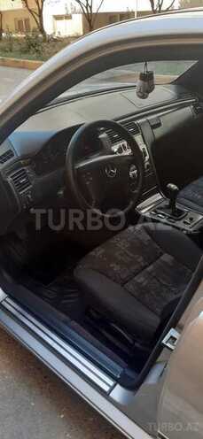 Mercedes E 220 1997, 606,600 km - 2.2 l - Bakı