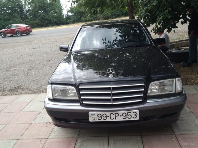 Mercedes C 200 1997, 180,000 km - 2.0 л - Tovuz