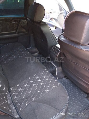 Mercedes E 230 1996, 300,000 km - 2.3 l - Zaqatala