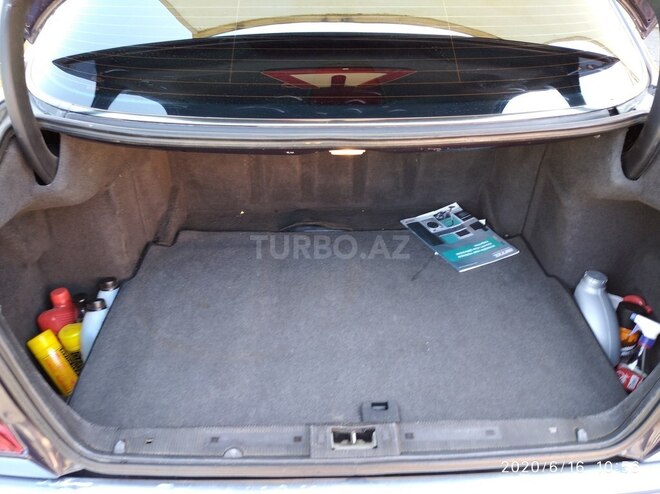 Mercedes E 230 1996, 300,000 km - 2.3 l - Zaqatala