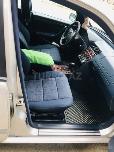 Mercedes C 220 1999, 334,000 km - 2.2 l - Bakı