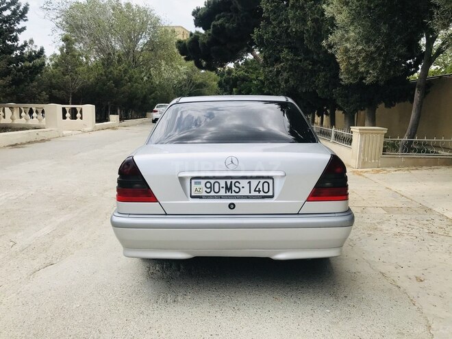 Mercedes C 220 1999, 334,000 km - 2.2 l - Bakı