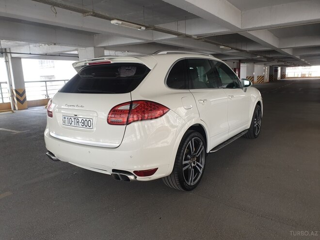 Porsche Cayenne Turbo 2010, 240,000 km - 4.8 l - Bakı