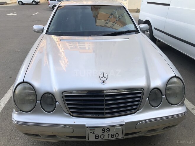Mercedes E 240 2001, 284,000 km - 2.6 l - Bakı