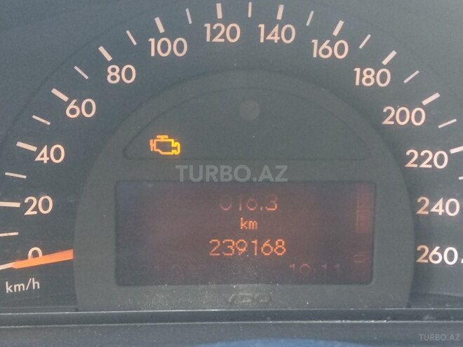 Mercedes C 200 2001, 239,500 km - 0.2 l - Bakı