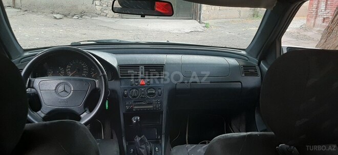 Mercedes C 180 1998, 318,000 km - 1.8 л - Gəncə