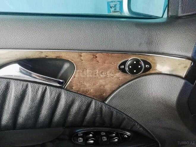Mercedes E 240 2004, 305,000 km - 2.4 l - Bakı