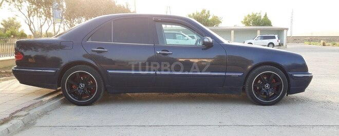 Mercedes E 200 2000, 290,000 km - 2.0 l - Bakı
