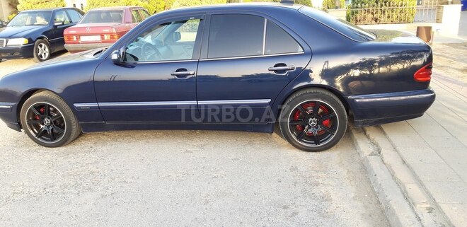 Mercedes E 200 2000, 290,000 km - 2.0 l - Bakı