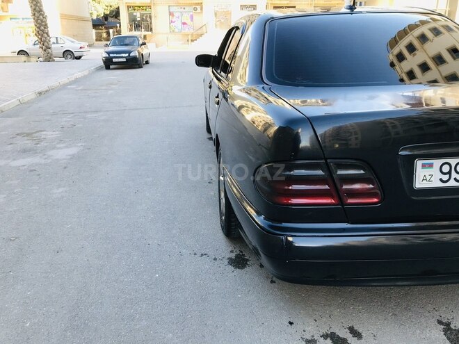 Mercedes E 220 2002, 347,000 km - 2.2 l - Xırdalan