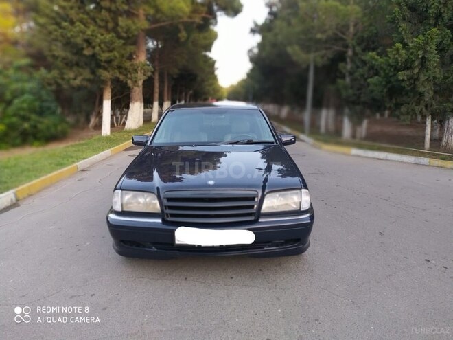 Mercedes C 230 1999, 225,000 km - 2.3 l - Sumqayıt
