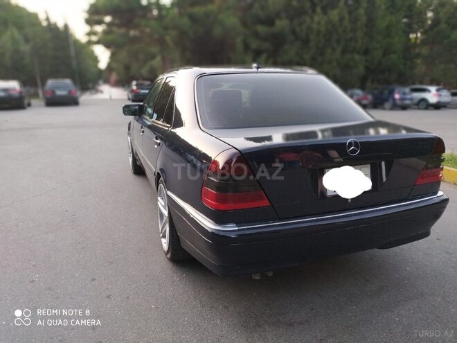 Mercedes C 230 1999, 225,000 km - 2.3 l - Sumqayıt