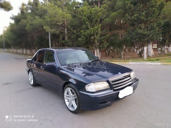 Mercedes C 230 1999, 225,000 km - 2.3 l - Sumqayıt