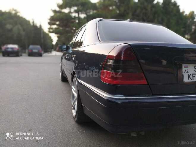 Mercedes C 230 1999, 225,000 km - 2.3 l - Sumqayıt