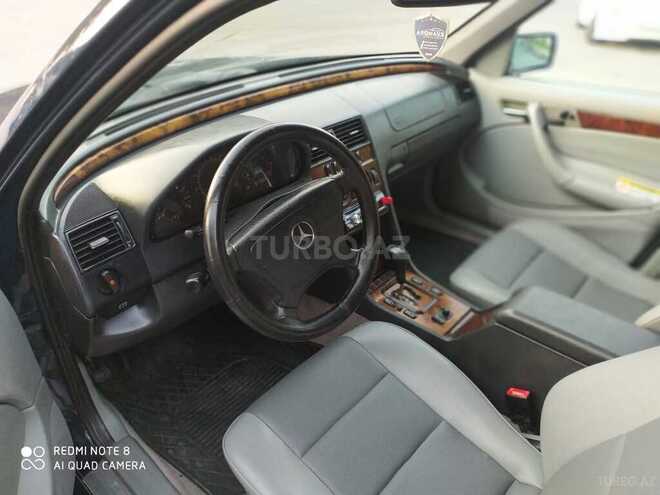 Mercedes C 230 1999, 225,000 km - 2.3 l - Sumqayıt