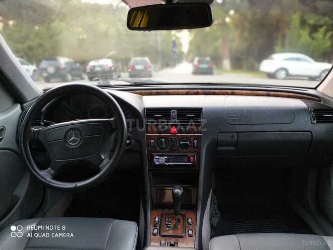 Mercedes C 230 1999, 225,000 km - 2.3 l - Sumqayıt