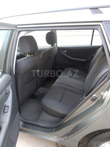 Toyota Corolla 2005, 286,568 km - 1.4 l - Bakı