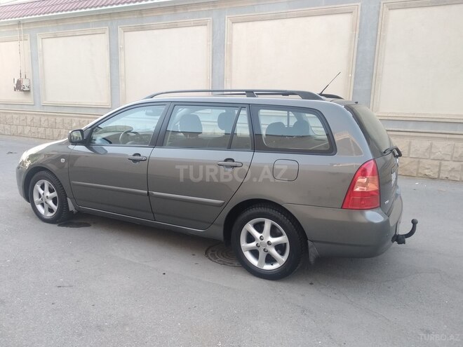 Toyota Corolla 2005, 286,568 km - 1.4 l - Bakı