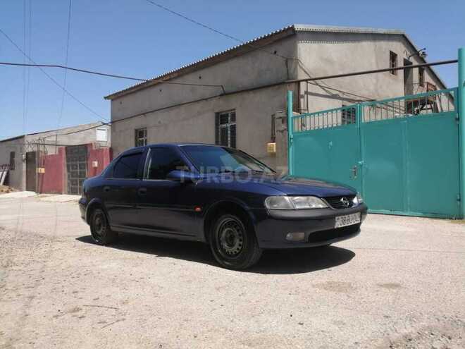 Opel Vectra 1996, 390,000 km - 1.6 l - Sumqayıt