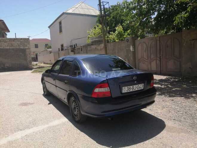 Opel Vectra 1996, 390,000 km - 1.6 l - Sumqayıt