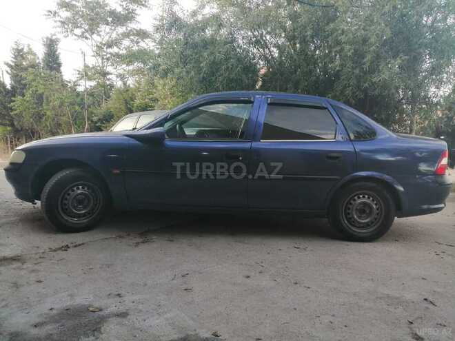Opel Vectra 1996, 390,000 km - 1.6 l - Sumqayıt