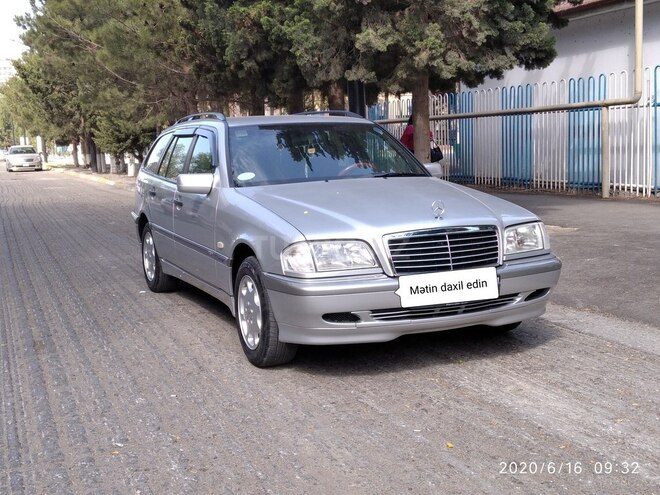 Mercedes C 180 1999, 318,000 km - 1.8 l - Sumqayıt