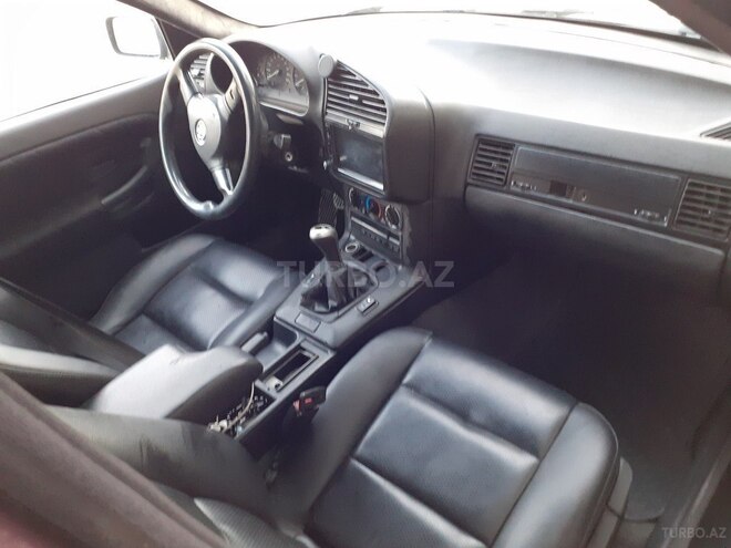 BMW 318 1993, 200,000 km - 1.8 l - Bakı