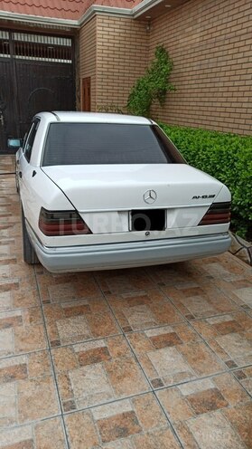 Mercedes E 230 1990, 455,000 km - 2.3 l - Bakı