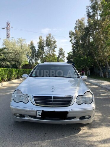 Mercedes C 200 2002, 167,000 km - 2.0 l - Bakı