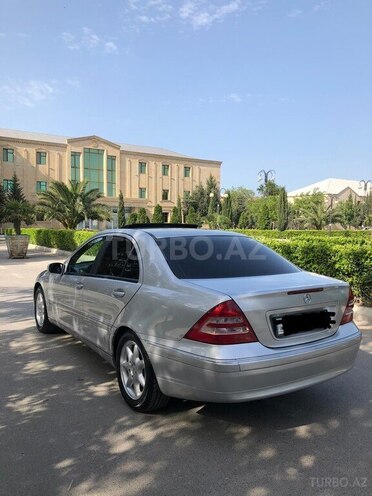 Mercedes C 200 2002, 167,000 km - 2.0 l - Bakı