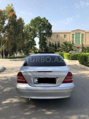 Mercedes C 200 2002, 167,000 km - 2.0 l - Bakı