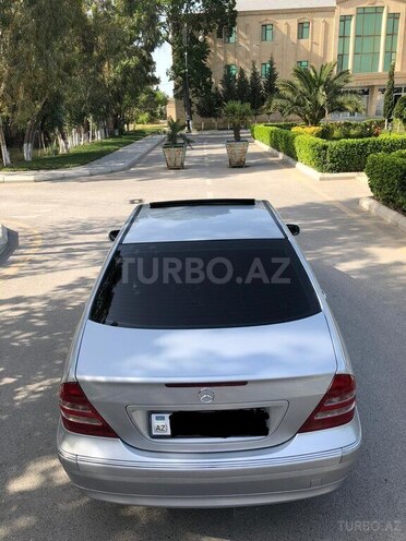 Mercedes C 200 2002, 167,000 km - 2.0 l - Bakı