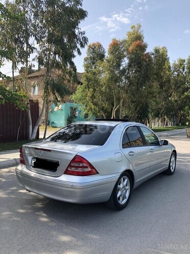 Mercedes C 200 2002, 167,000 km - 2.0 l - Bakı