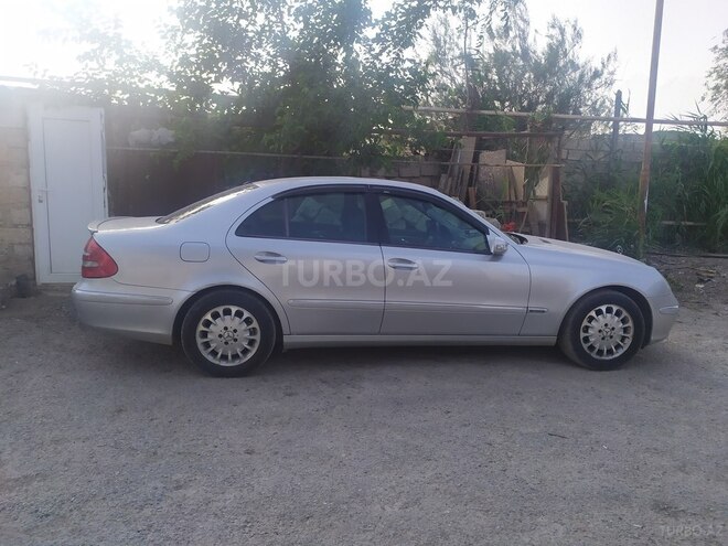 Mercedes E 200 2005, 240,000 km - 2.0 l - Bakı