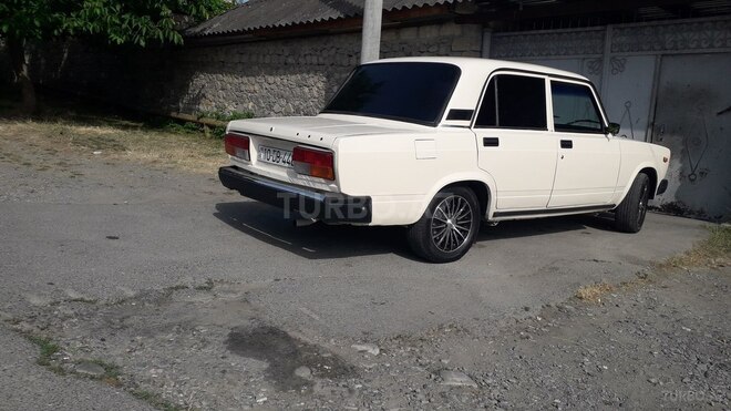 LADA (VAZ) 2105 1981, 85,000 km - 1.6 л - İsmayıllı