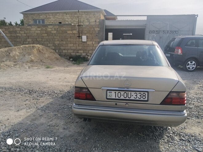 Mercedes E 220 1993, 280,000 km - 2.2 l - Xırdalan