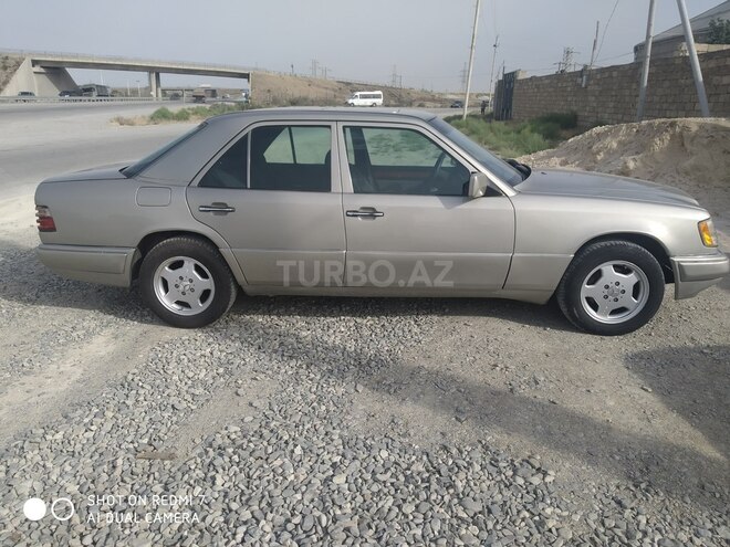 Mercedes E 220 1993, 280,000 km - 2.2 l - Xırdalan