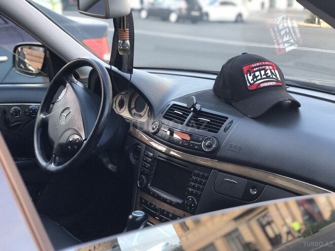 Mercedes E 320 2002, 323,903 km - 3.2 л - Bakı