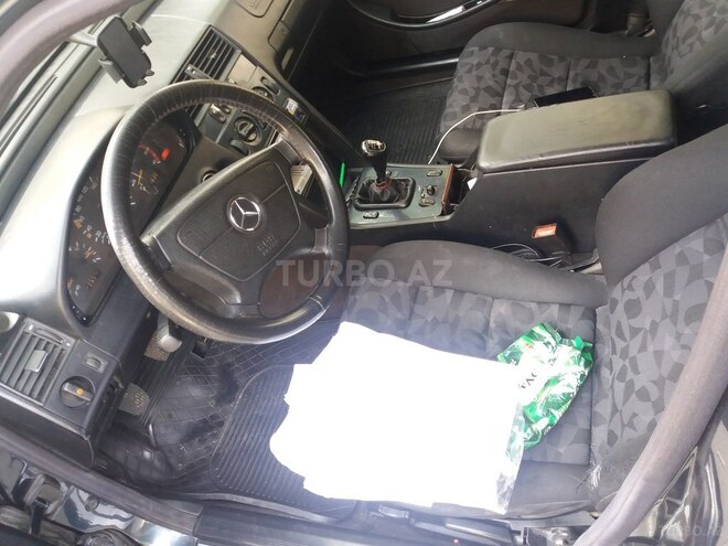 Mercedes C 220 1999, 364,000 km - 2.2 l - Bakı